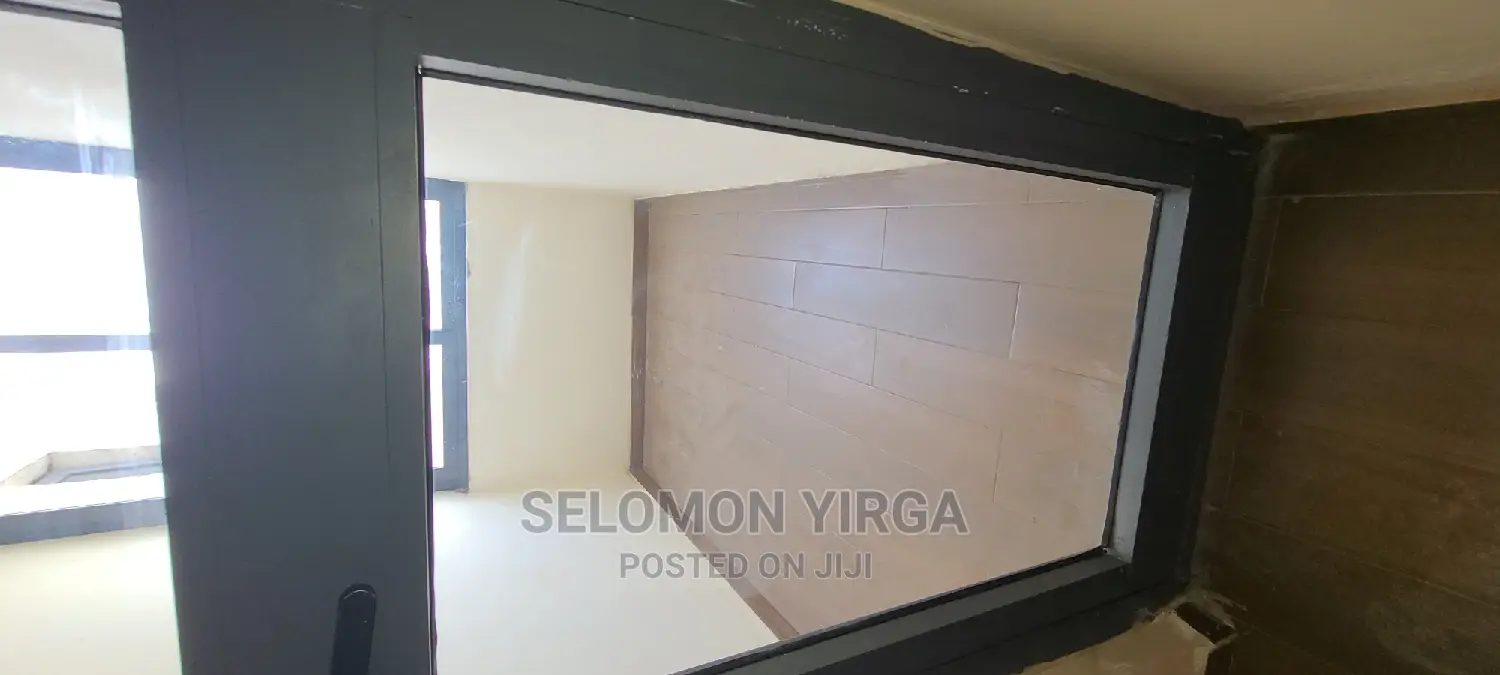 3bdrm Apartment in አድስ አበባ, Bole for sale