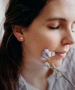 Pearl Earrings (1 Set)