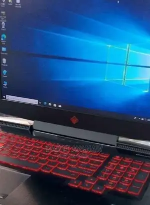 New Laptop HP Omen X 8GB Intel Core i5 SSD 1T