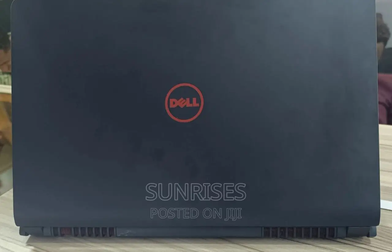 New Laptop Dell Inspiron 15 16GB Intel Core I7 SSD 512GB
