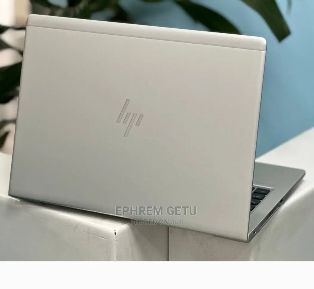 New Laptop HP EliteBook 830 G5 8GB Intel Core I5 SSD 256GB