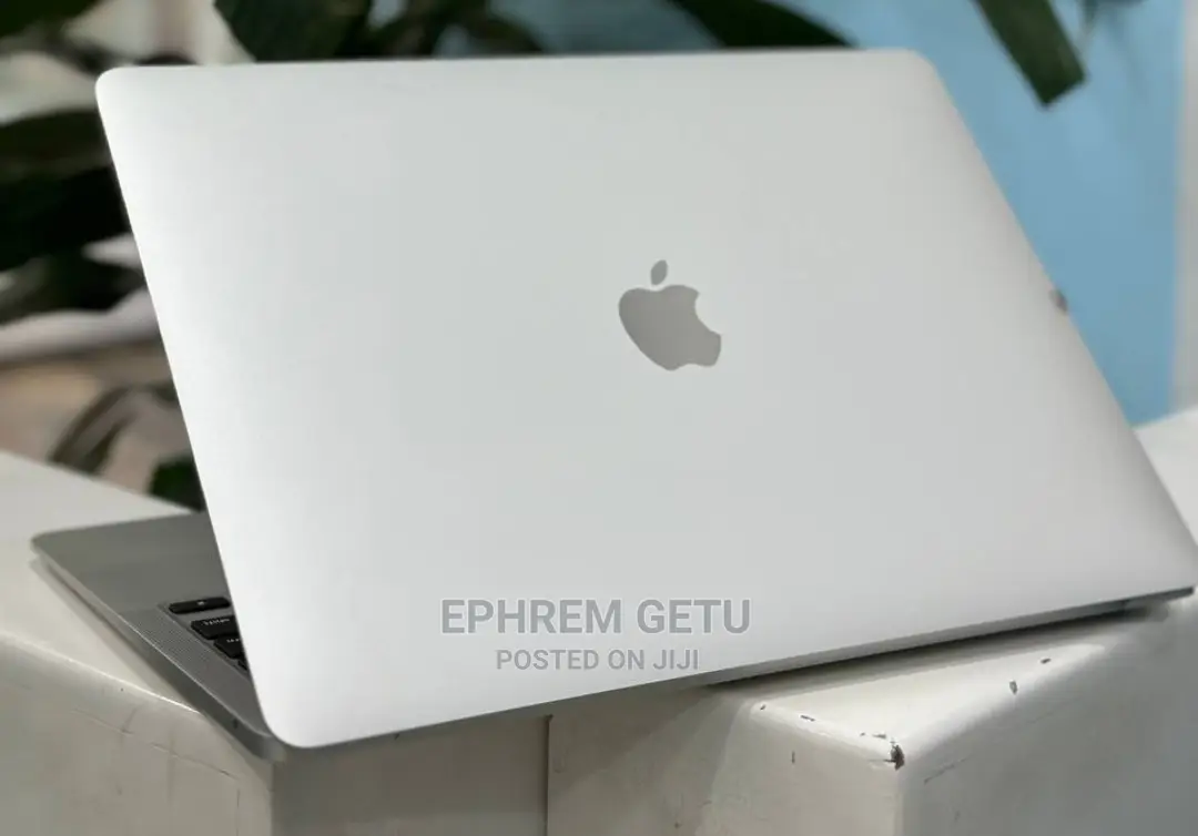 New Laptop Apple MacBook Air 2020 M1 8GB Apple M1 SSD 512GB