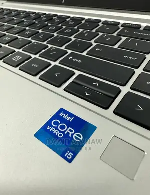 New Laptop HP EliteBook 840 G8 8GB Intel Core I5 SSD 256GB