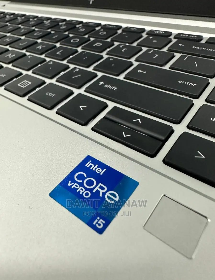 New Laptop HP EliteBook 840 G8 8GB Intel Core I5 SSD 256GB