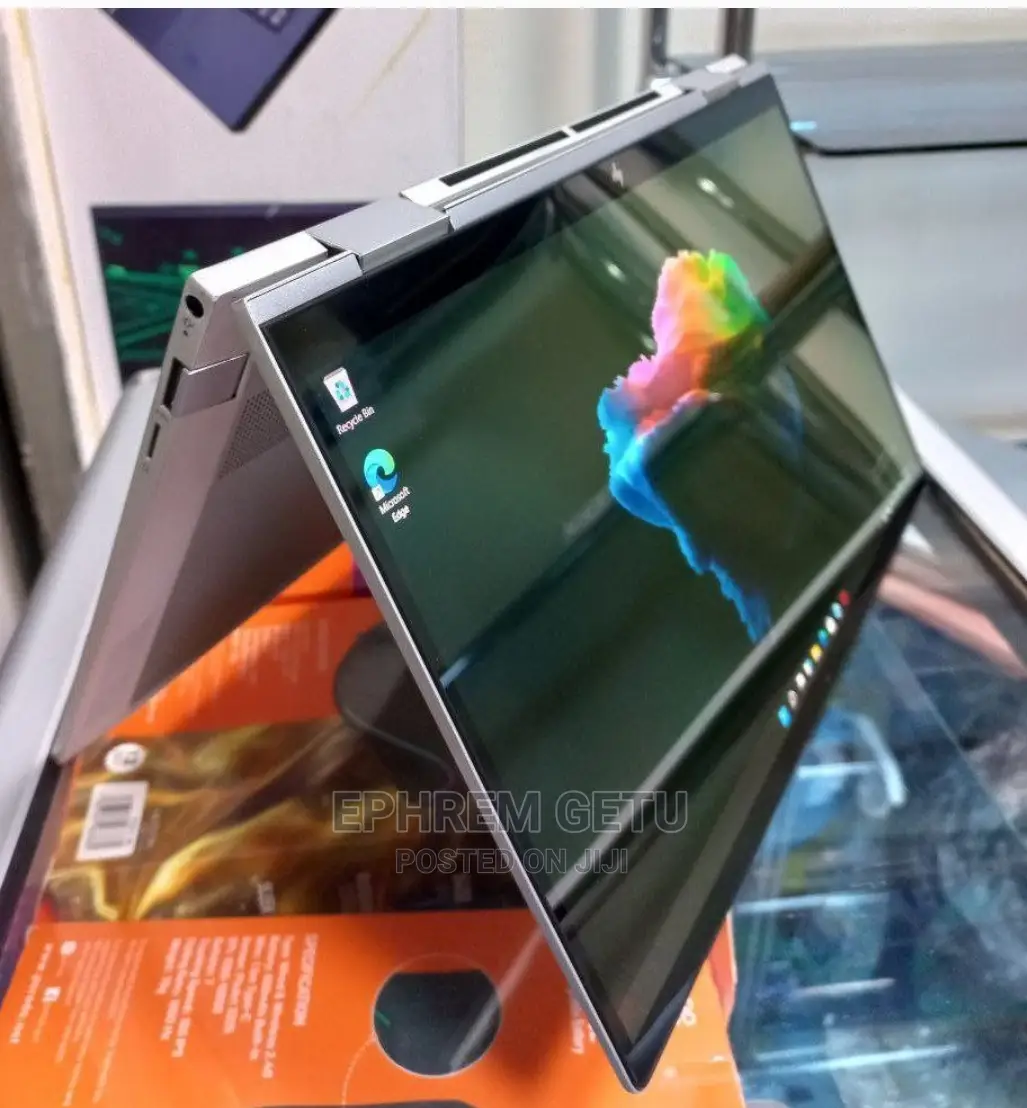 New Laptop HP Envy X360 8GB Intel Core I7 SSD 512GB