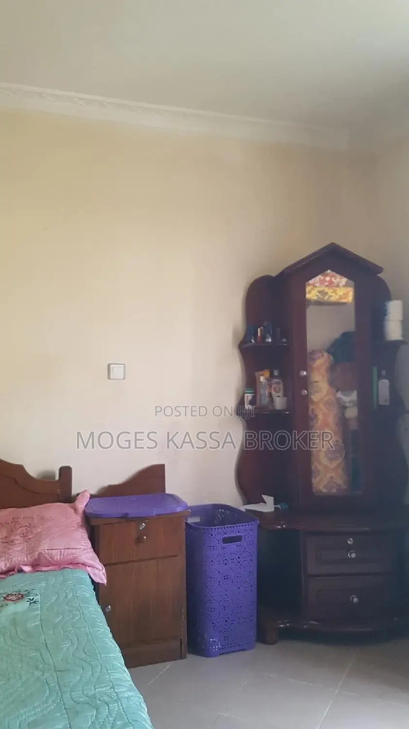 ሰሚት ፍየል ቤት አፓርታማ 3ኛ ወለል