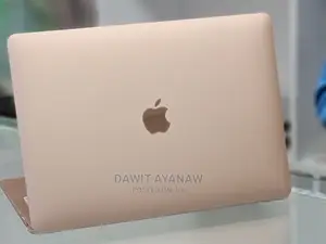 New Laptop Apple MacBook Air 2020 M1 8GB Apple M1 SSD 256GB