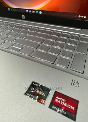 New Laptop HP Pavilion 15 8GB AMD Ryzen 5 SSD 512GB