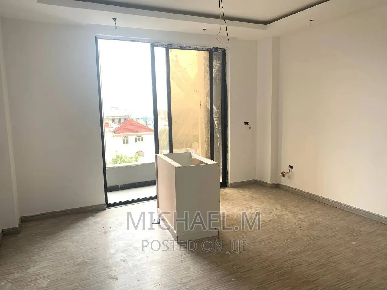 Furnished 3bdrm Apartment in Shalom Realesate, Nifas Silk-Lafto