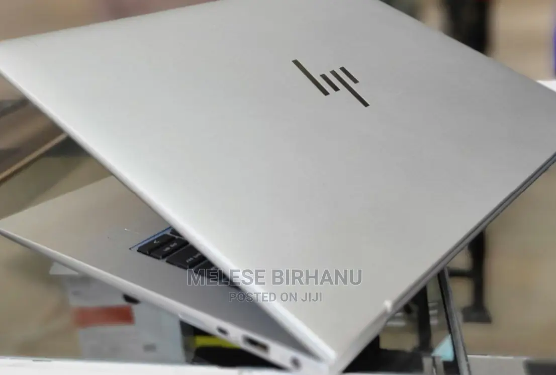 New Laptop HP EliteBook 840 8GB AMD Ryzen 7 SSD 512GB