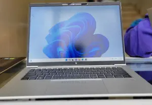 New Laptop HP EliteBook 840 8GB AMD Ryzen 7 SSD 512GB