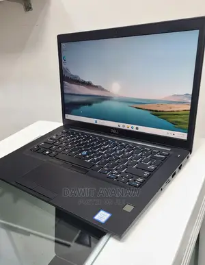 New Laptop Dell Latitude 7390 8GB Intel Core I7 SSD 512GB
