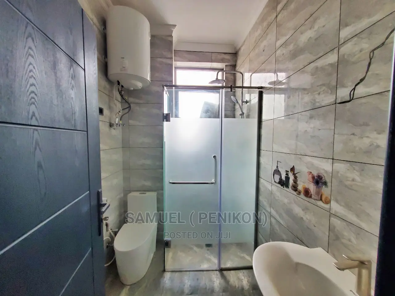 4bdrm Apartment in Luxury Apartment, Bole for sale