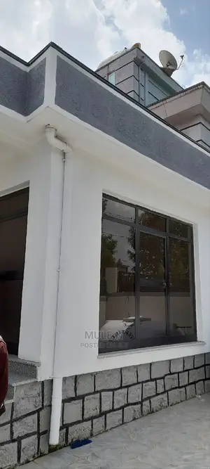Furnished 6bdrm Villa in ሠሚት አካባቢይ, Bole for sale