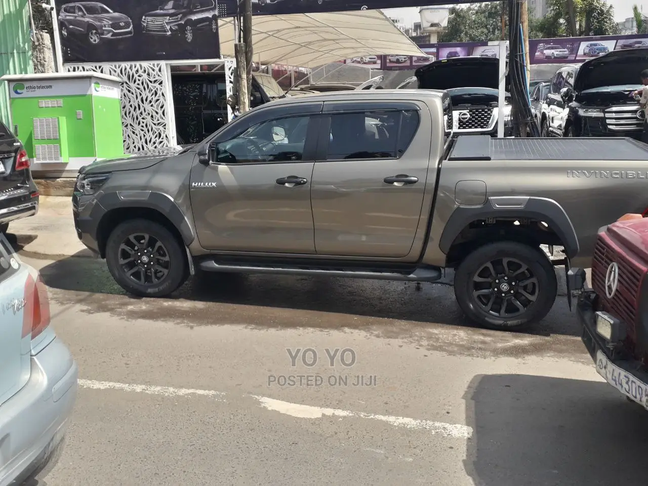 Toyota Hilux 2021 Green