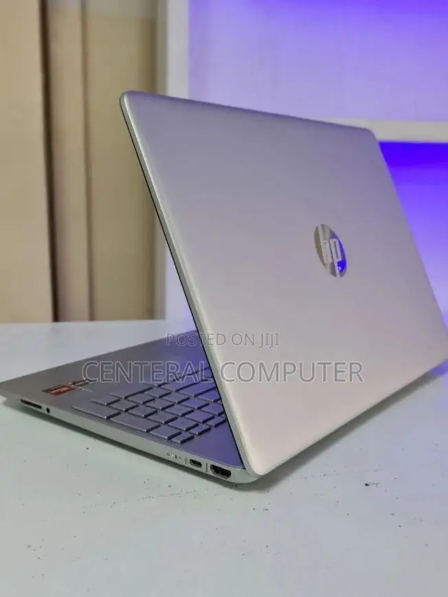 New Laptop HP Stream Notebook 12GB AMD Ryzen 5 SSD 256GB