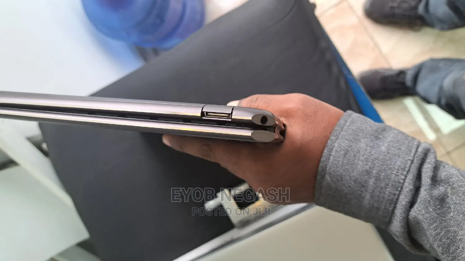 New Laptop HP Spectra 13 16GB Intel Core I7 SSD 1T