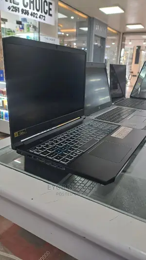 New Laptop Acer Predator Helios 300 16GB Intel Core I9 SSD 512GB