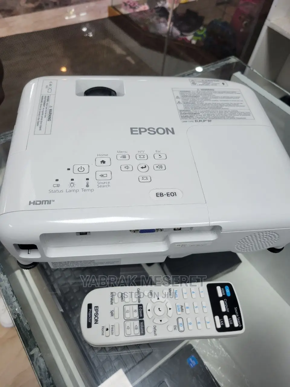 Epson EB_E01