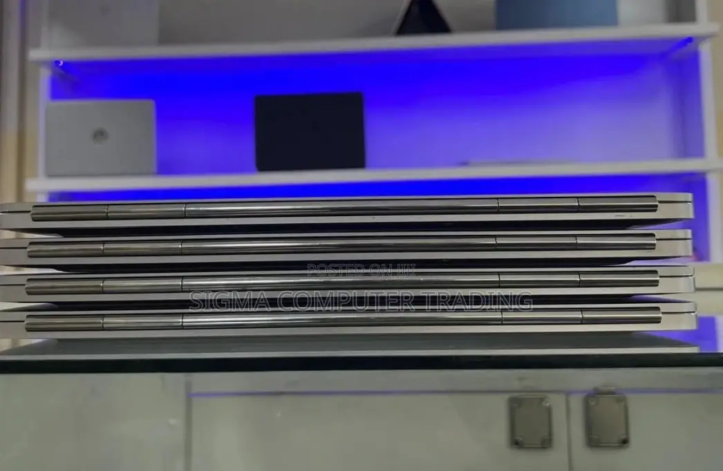 New Laptop HP EliteBook Folio G1 8GB Intel Core M SSD 256GB