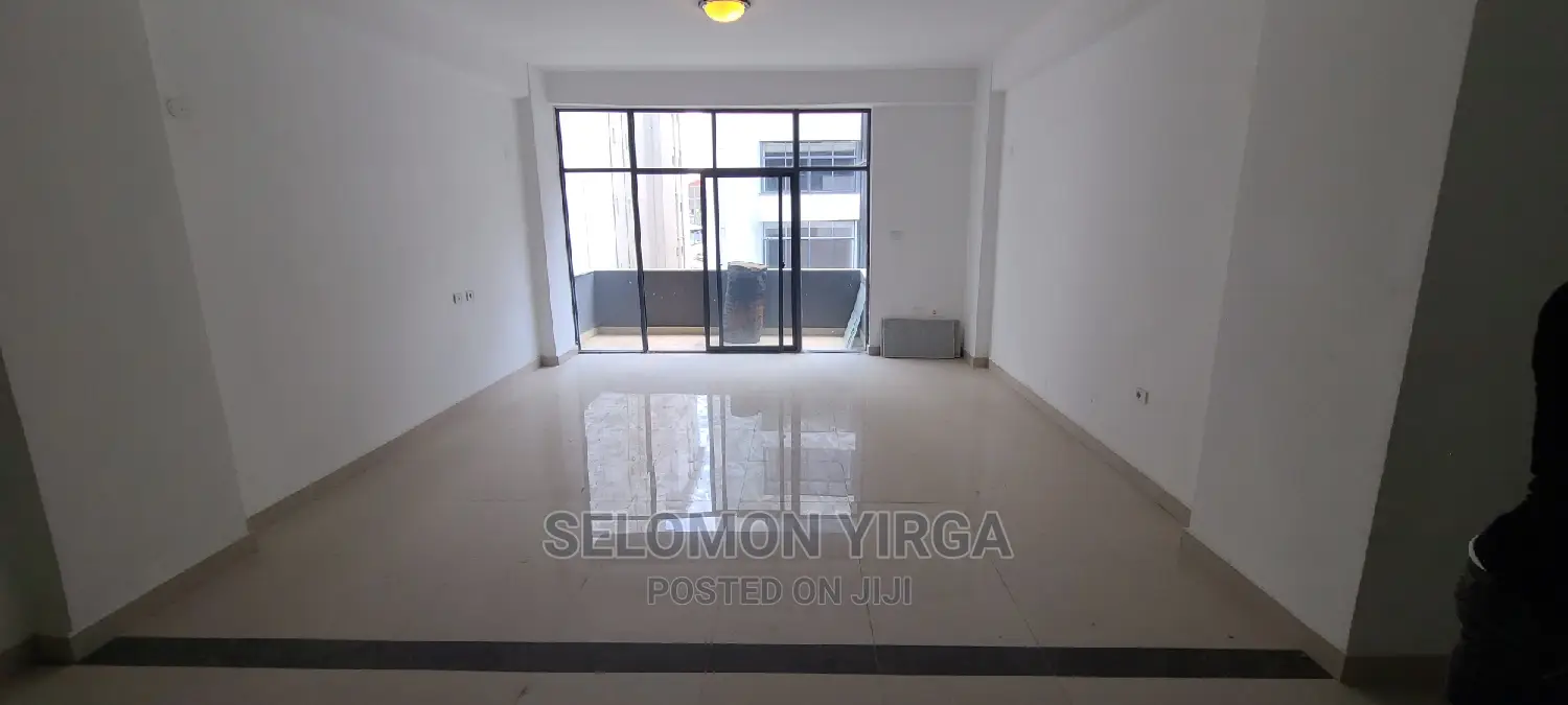 3bdrm Apartment in አድስ አበባ, Bole for rent