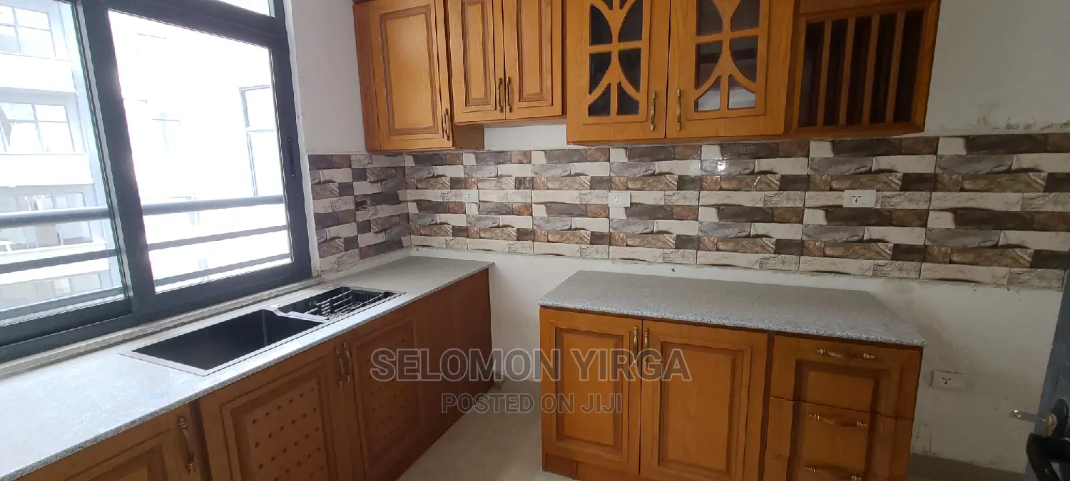 3bdrm Apartment in አድስ አበባ, Bole for rent
