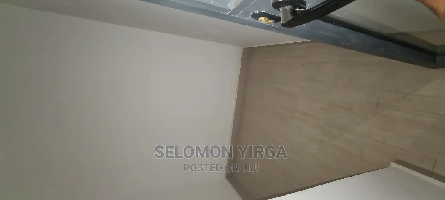 3bdrm Apartment in አድስ አበባ, Bole for rent