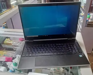 Photo - Laptop HP Pavilion 15 8GB Intel Core I7 SSHD+SSD 512GB