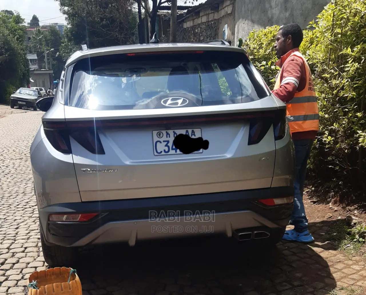 New Hyundai Tucson 2022 Silver