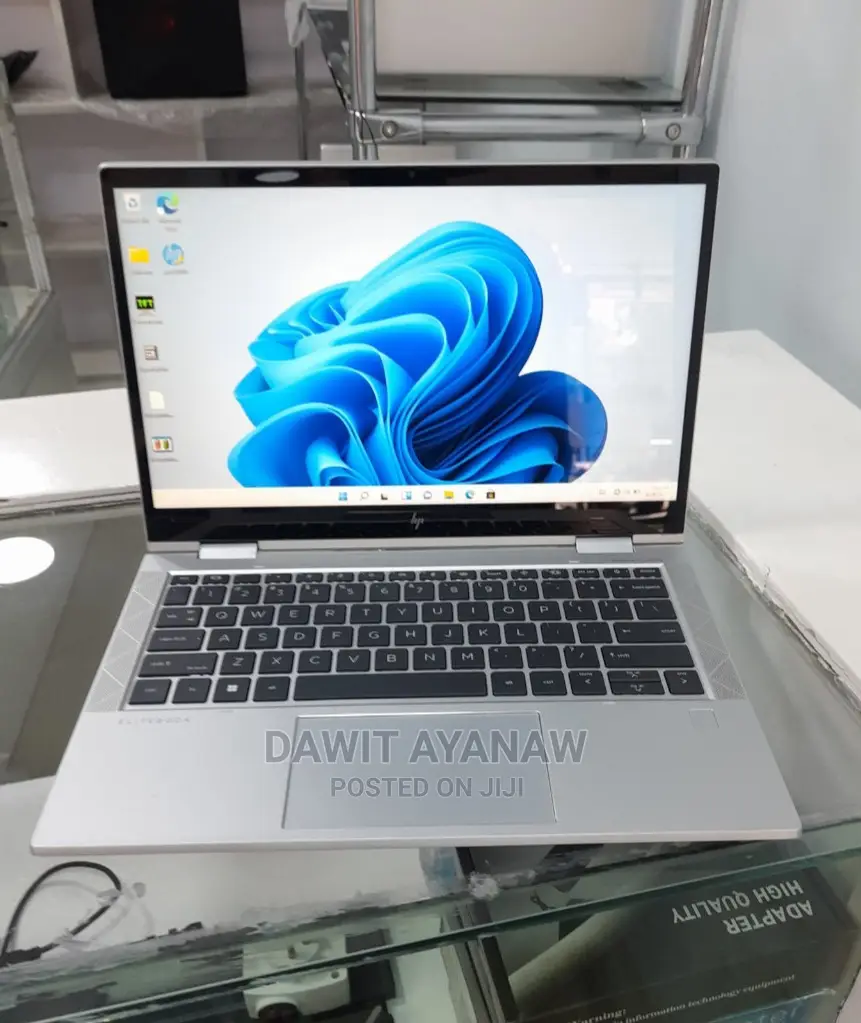 New Laptop HP EliteBook 830 G8 16GB Intel Core I5 SSD 512GB