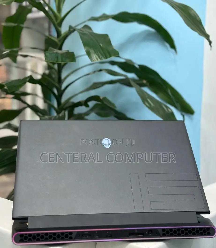 New Laptop Alienware Area-51m 16GB Intel Core I7 SSD 1T