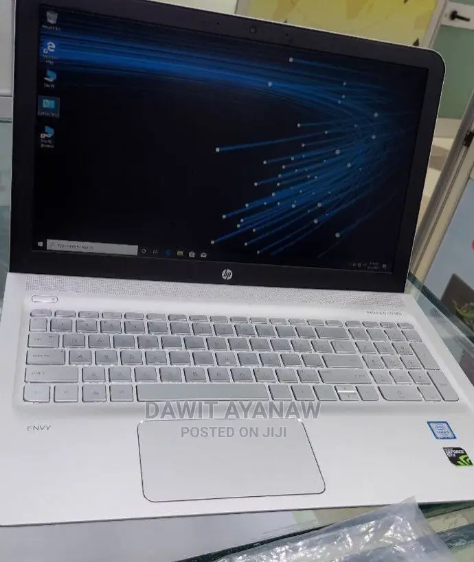 New Laptop HP Envy 15 8GB Intel Core I5 SSD 128GB
