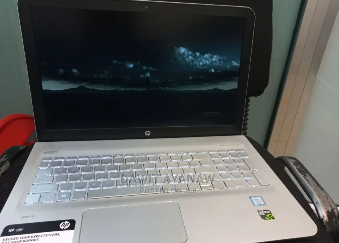 New Laptop HP Envy 15 8GB Intel Core I5 SSD 128GB