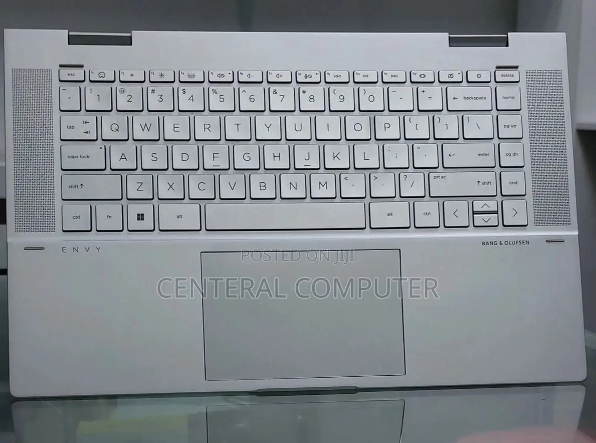 New Laptop HP Envy 15 16GB Intel Core I7 SSD 1T