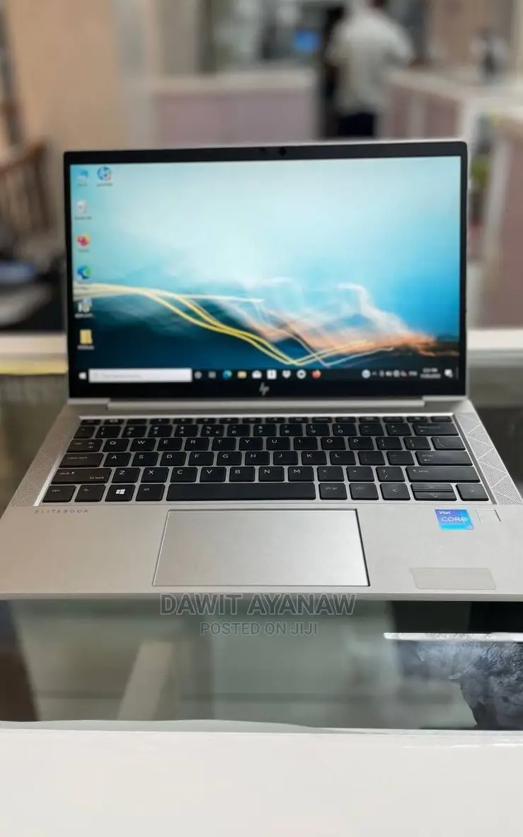 New Laptop HP EliteBook 830 G8 16GB Intel Core I7 SSD 512GB
