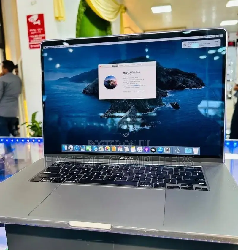 New Laptop Apple MacBook Pro 64GB SSD 2T