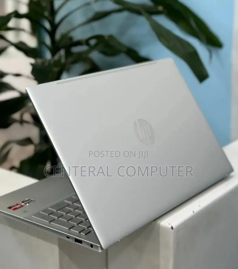 New Laptop HP Pavilion 15 8GB Intel Core I7 SSD 512GB