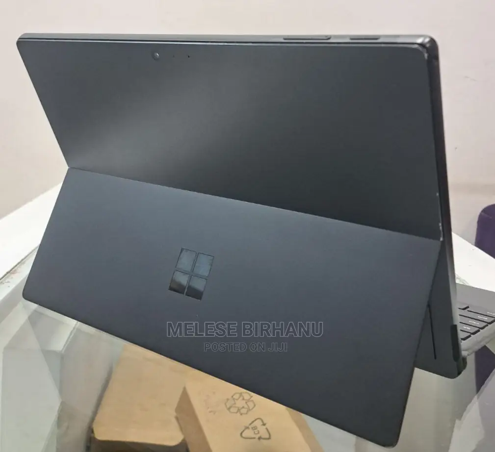 New Laptop Microsoft Surface Pro 6 8GB Intel Core I5 SSD 256GB