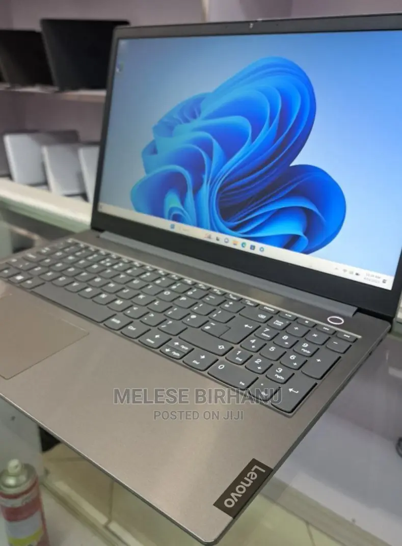 New Laptop Lenovo ThinkBook 15 8GB Intel Core I5 HDD 1T