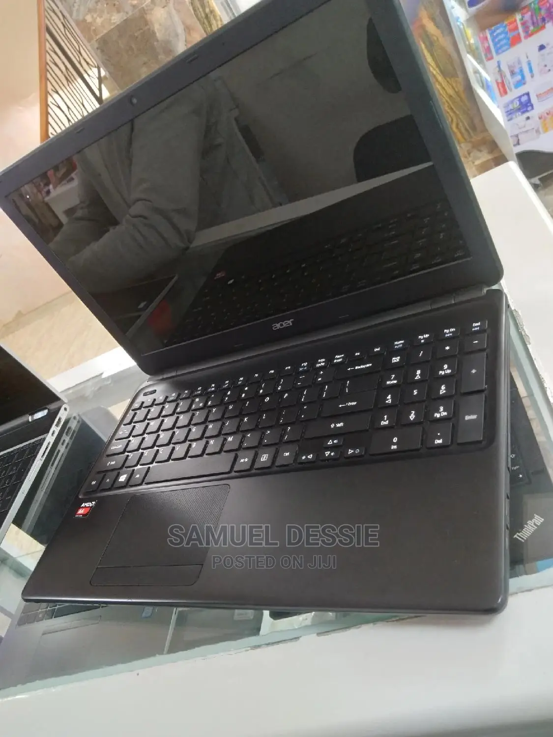 Laptop Acer 4GB AMD A4 HDD 500GB