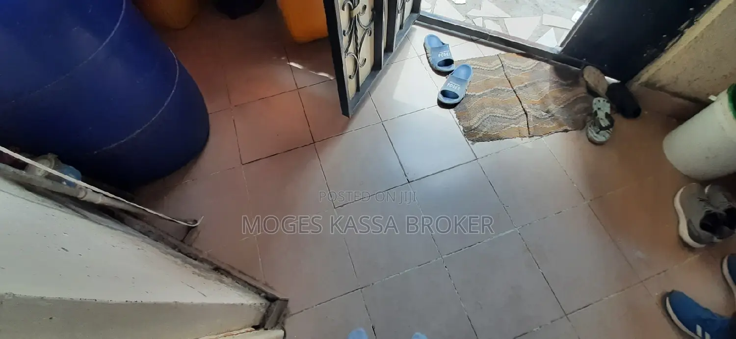 1bdrm Condo in አያት 49 የአየር መንገድ, Yeka for sale