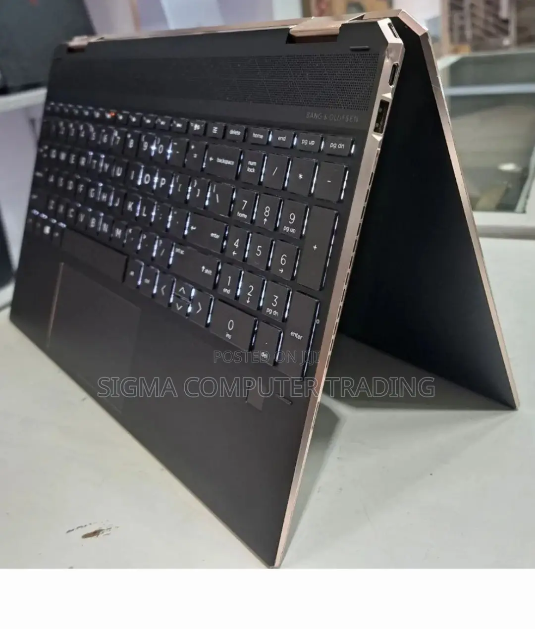 New Laptop HP Spectre X360 16GB Intel Core I7 SSD 512GB