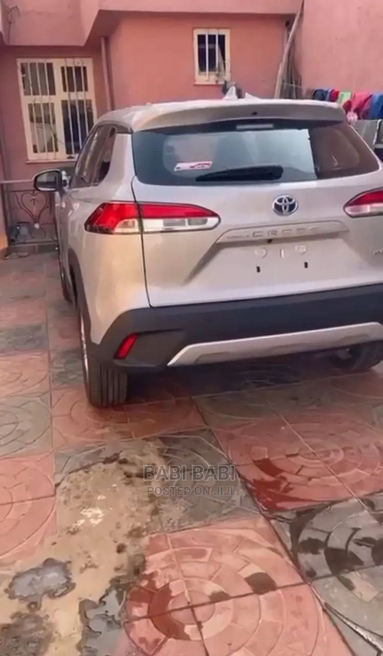 Toyota Corolla 2022 Silver