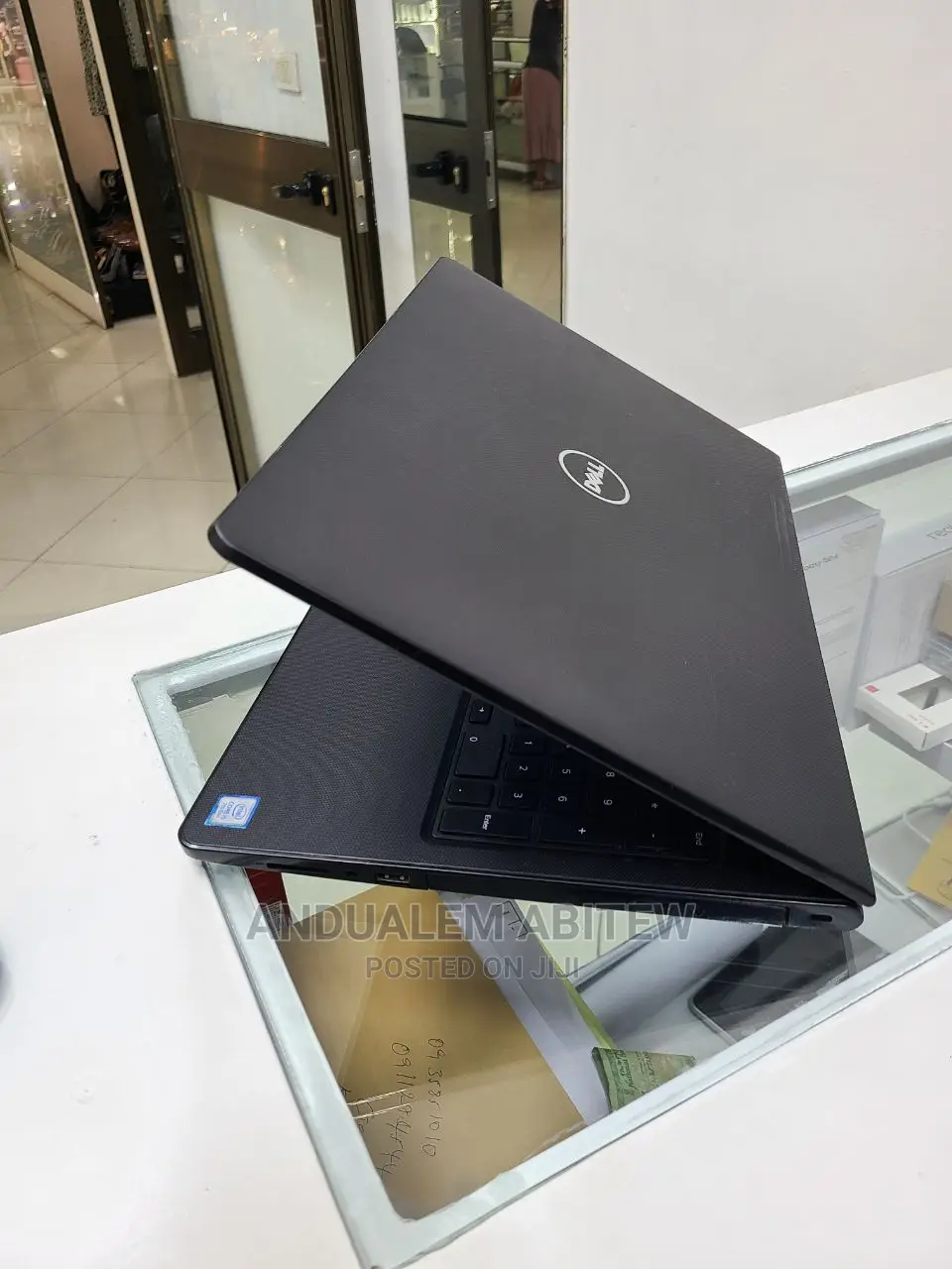 New Laptop Dell Inspiron 15 8GB Intel Core I5 SSD 1T
