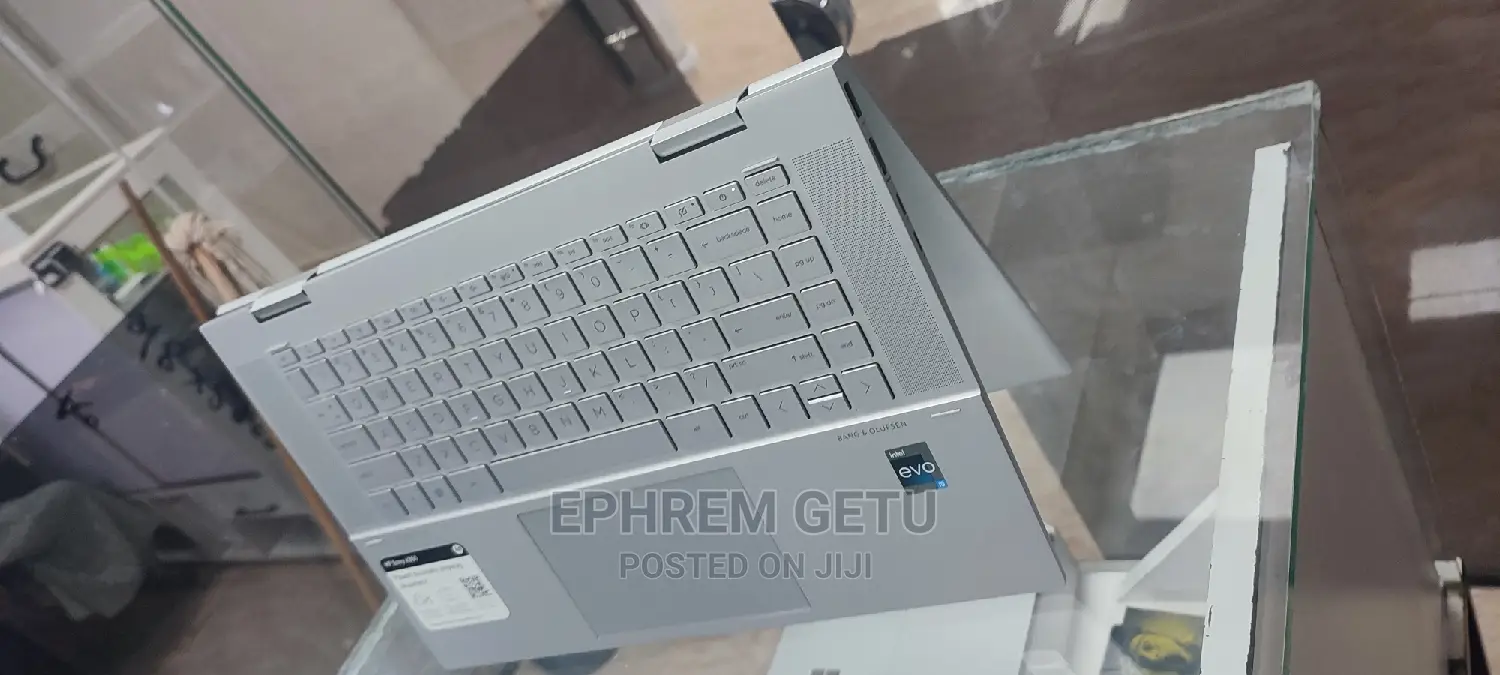 New Laptop HP Envy X360 16GB Intel Core I5 SSD 512GB