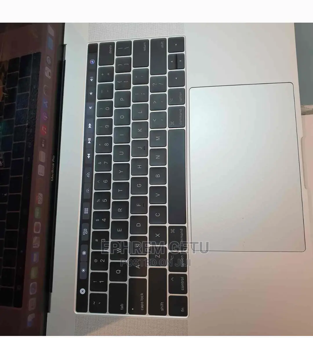 New Laptop Apple MacBook Pro 2017 16GB Intel Core I7 SSD 1T