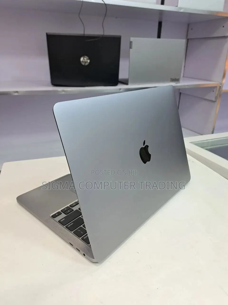 New Laptop Apple MacBook 2020 16GB Intel Core I5 SSD 1T