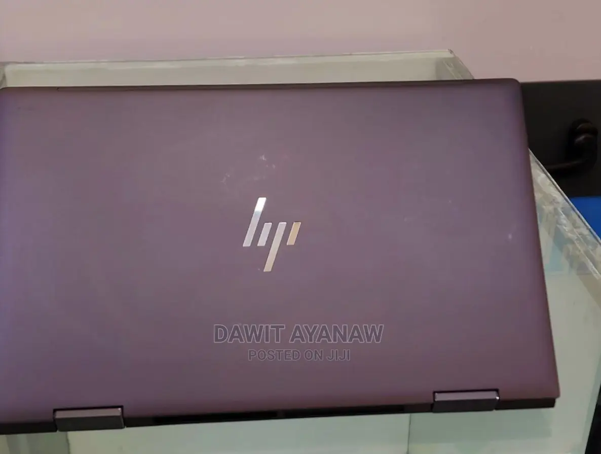 New Laptop HP Envy X360 8GB AMD Ryzen 5 SSD 512GB
