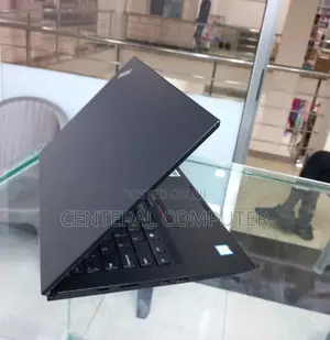 New Laptop Lenovo Legion Y720 8GB Intel Core I5 SSD 512GB