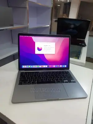 New Laptop Apple MacBook Pro 16GB Intel Core I5 SSD 1T